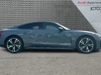 Second-hand Audi e-tron GT quattro Comfort 384 kW (523 CP) 2023 Gri Berlinǎ