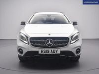 Used Mercedes GLA180 Urban 122 HP (89 kW) 2019 Silver SUV