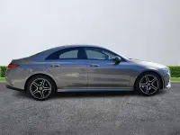 Begagnad Mercedes CLA200 Executive 2023 Grå Sportkupé
