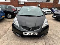 Begagnad Honda Jazz ES 100 HK (73 kW) 2009 Svart Halvkombi