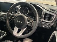 Used Kia Ceed 118 HP (86 kW) 2022 Bronze Hatchback