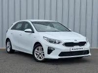 Used Kia Ceed 2021 White Hatchback