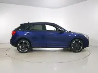 Begagnad Audi Q2 Black Edition 150 HK (110 kW) 2024 Blå SUV
