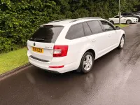 Used Skoda Octavia SE 2016 White Estate