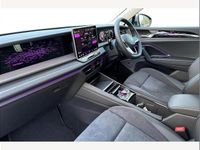 Usado VW Tayron Elegance 150 HP (110 kW) 2025 Prateado SUV