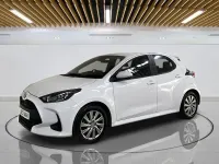 Used Toyota Yaris 116 HP (85 kW) 2023 White Hatchback