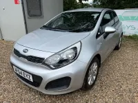 Used Kia Rio 85 HP (62 kW) 2014 Silver Hatchback