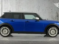 Used Mini Cooper Hatch 154 HP (113 kW) 2024 Blue Hatchback
