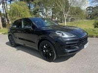 Used Porsche Cayenne Turbo 550 HP (404 kW) 2018 Black SUV