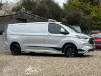 Usado Ford Transit Custom Sport 170 CV (125 kW) 2024 Plateado Van