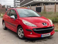 Begagnad Peugeot 207 2009 Röd Halvkombi