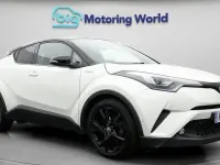 Used Toyota C-HR 122 HP (89 kW) 2019 White SUV