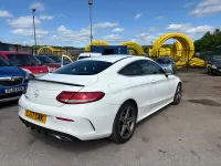 Begagnad Mercedes C250 AMG line 2017 Vit Sportkupé