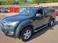 Used Isuzu D-Max 2015 Green Pickup
