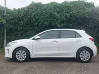 Used Kia Rio 2017 White Hatchback