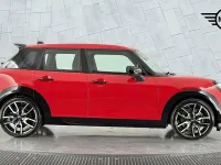 Używany Mini Cooper Hatch 113 kW (154 KM) 2025 Czerwony Hatchback
