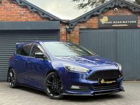 Used Ford Focus ST 185 HP (136 kW) 2016 Blue Hatchback