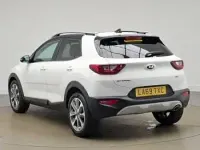 Used Kia Stonic 118 HP (86 kW) 2020 White SUV
