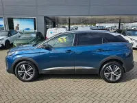 Gebraucht Peugeot 3008 Allure 130 PS (95 kW) 2024 Blau SUV
