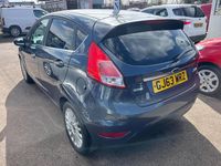 Used Ford Fiesta Titanium 125 HP (91 kW) 2013 Grey Hatchback
