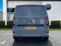 Nowe VW Transporter Pro 148 KM (108 kW) 2026 Szary Van