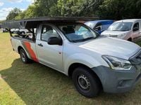 Used Isuzu D-Max 163 HP (119 kW) 2019 Silver Pickup