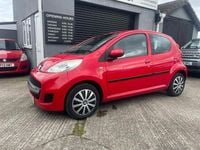 Used Peugeot 107 68 HP (50 kW) 2011 Red Hatchback