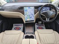 Used Tesla Model X 305 kW (416 HP) 2017 Pearl white SUV