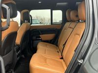 Usado Land Rover Defender 525 CV (386 kW) 2023 Gris SUV