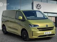 Used VW Transporter Pro 2025 Green Van