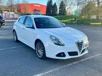 Used Alfa Romeo Giulietta Veloce 2012 White Hatchback