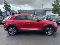 New VW T-Roc Style 150 HP (110 kW) 2026 Red SUV