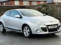 Usado Renault Mégane Dynamique 110 HP (80 kW) 2011 Coupé