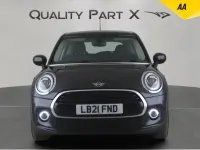 Usado Mini Cooper Classic 2021 Preto Citadino