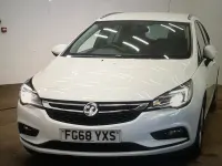 Used Vauxhall Astra 110 HP (80 kW) 2018 White Estate