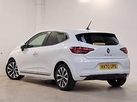 Used Renault Clio V Iconic 85 HP (62 kW) 2020 White Hatchback