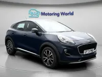 Käytetty Ford Puma Titanium 125 HP (91 kW) 2023 Sininen Katumaasturi
