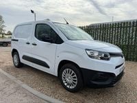 Usado Toyota Proace H1 120 HP (88 kW) 2022 Branco Monovolume