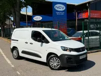 Used Peugeot Partner 131 HP (96 kW) 2021 White MPV