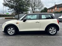 Used Mini Cooper Hatch 136 HP (100 kW) 2014 White Hatchback