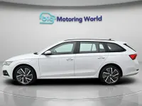Used Skoda Octavia SE Technology 201 HP (147 kW) 2021 White Estate