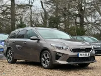 Used Kia Ceed 114 HP (83 kW) 2019 Brown Hatchback