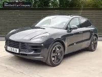 Used Porsche Macan Turbo 440 HP (323 kW) 2021 Grey SUV