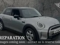 Used Mini Cooper Classic 134 HP (98 kW) 2024 Silver Hatchback