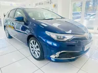 Used Toyota Auris Hybrid 2015 Blue Estate