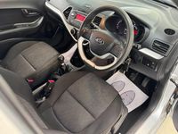 Used Kia Picanto Air 68 HP (50 kW) 2012 Silver Hatchback