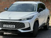Used MG HS Trophy 221 HP (162 kW) 2025 White SUV