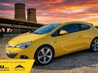 Used Vauxhall Astra GTC SRi 130 HP (95 kW) 2012 Yellow Hatchback