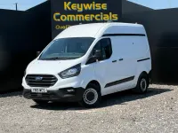 Used Ford Transit Custom 105 HP (77 kW) 2019 White Van