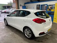 Używany Kia Ceed 2015 Biały Hatchback